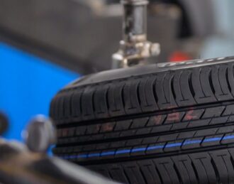 Tire Mounting At Eric’s Automotive In Hamilton, ON